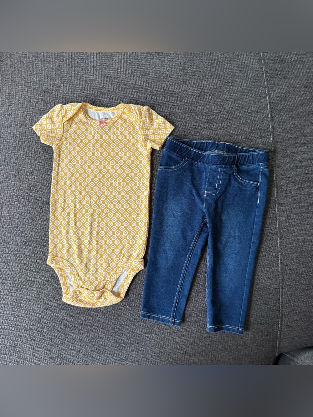Baby Girl 12M Bundle Yellow Patterned Onesie Soft Navy Blue Legging 2PC Set